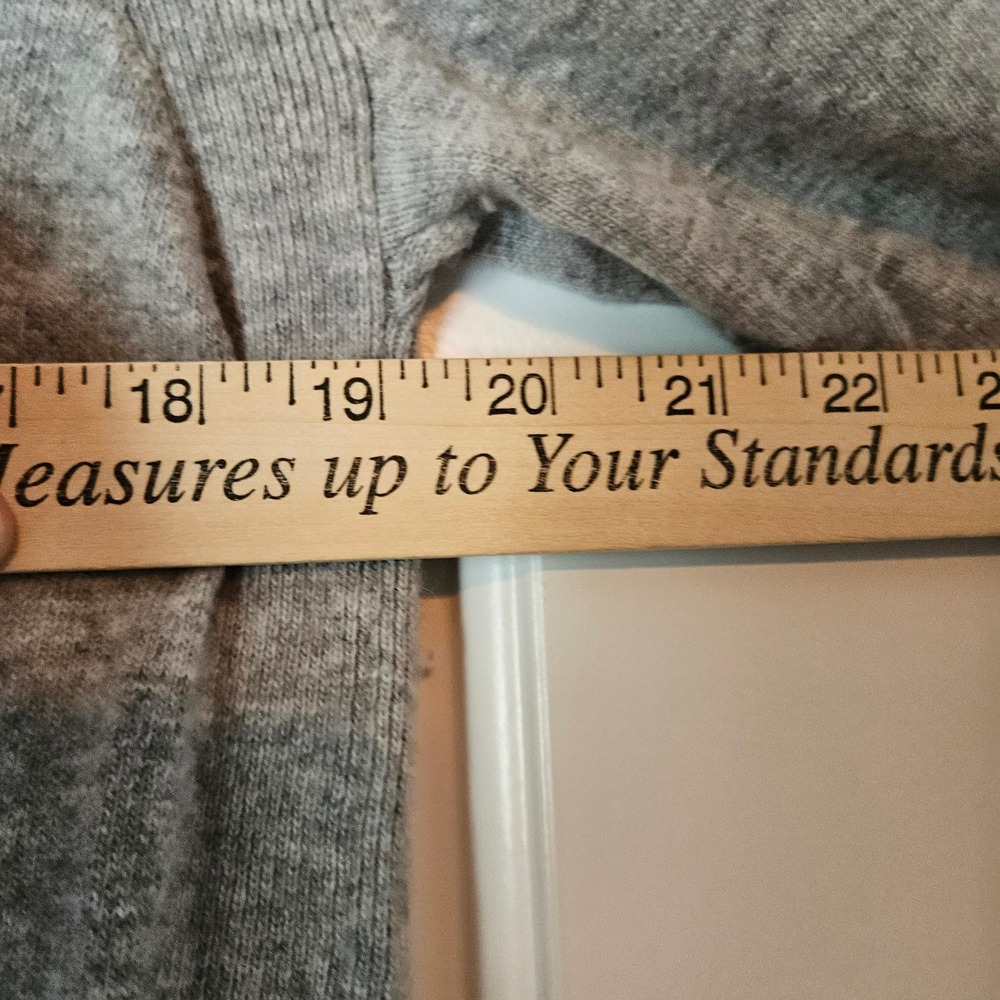 Banana Republic Sweatshirt Medium Gray Italian Merino Wool Blend Hooded Sweater - Picture 7 of 7